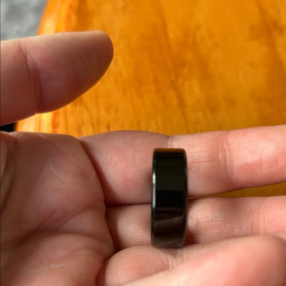 Black Brookstone Smart Health Ring Size 9 Great Condition